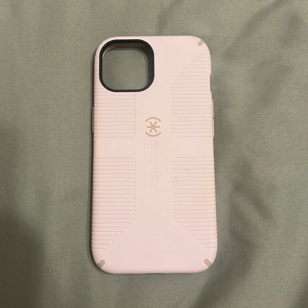 Speck iPhone 15 Phone Case